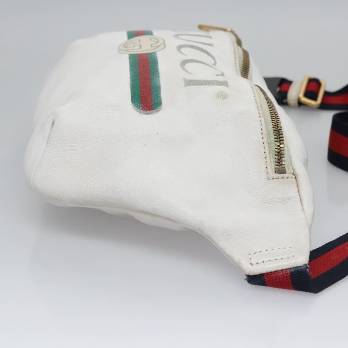 Gucci Logo Belt Printed Leather White Leather Shoulder Bag Bag (Pre-Owned)
