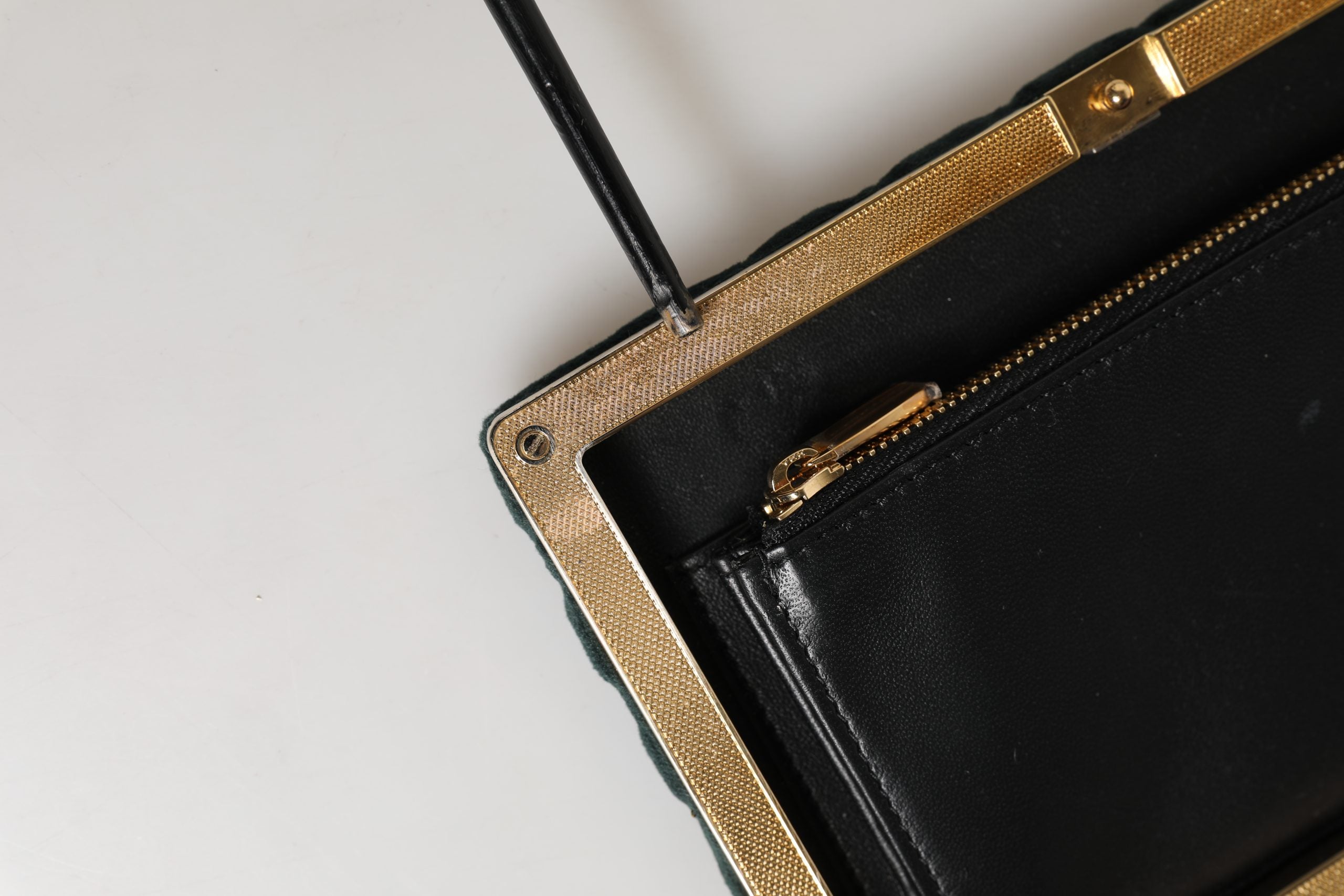 Dolce & Gabbana Black Velvet Gold Frame Clutch Evening Clutch Purse Women's Bag (Pre-Owned)