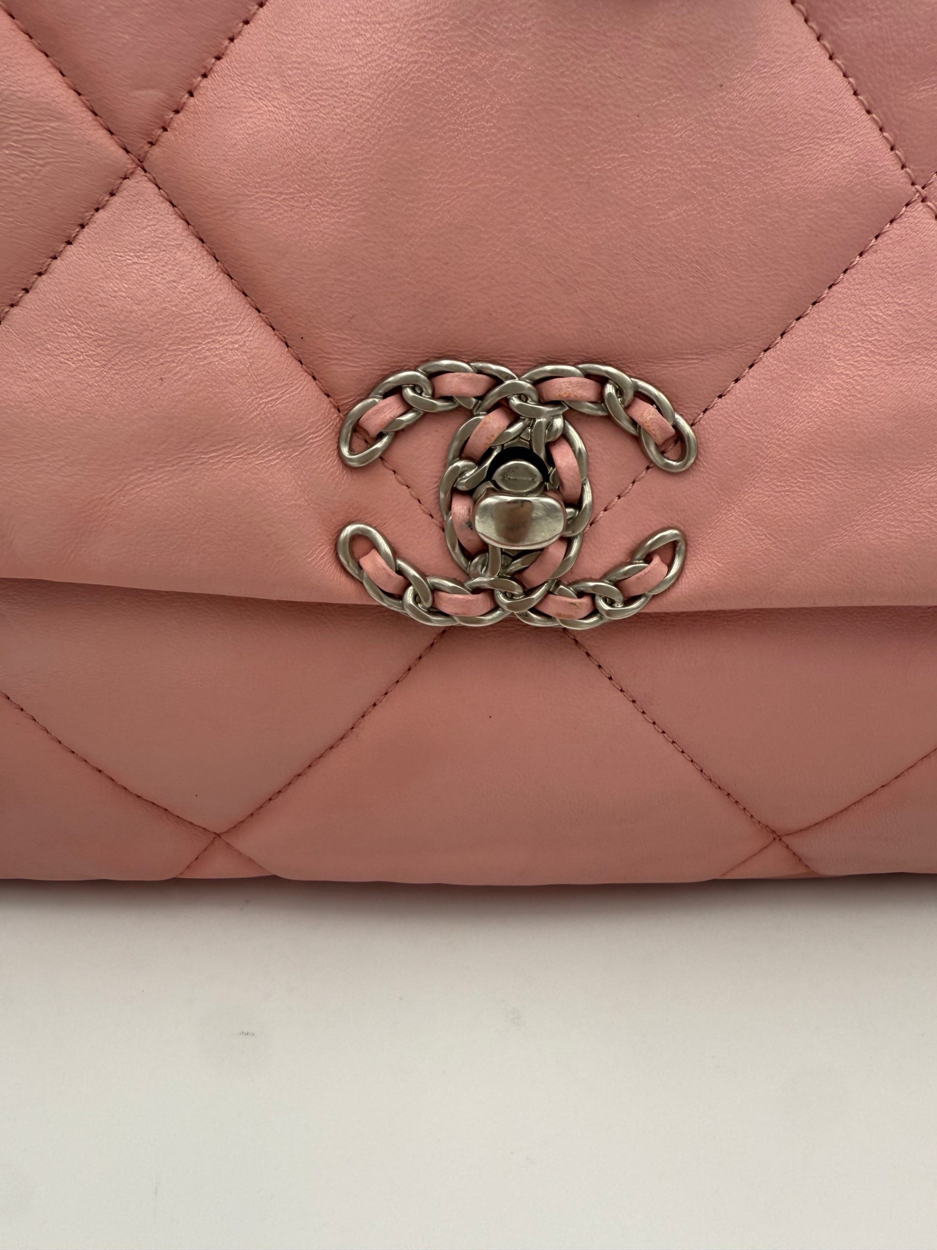 Chanel CHANEL 19 Medium Pink Women's Handbag (Pre-Owned)