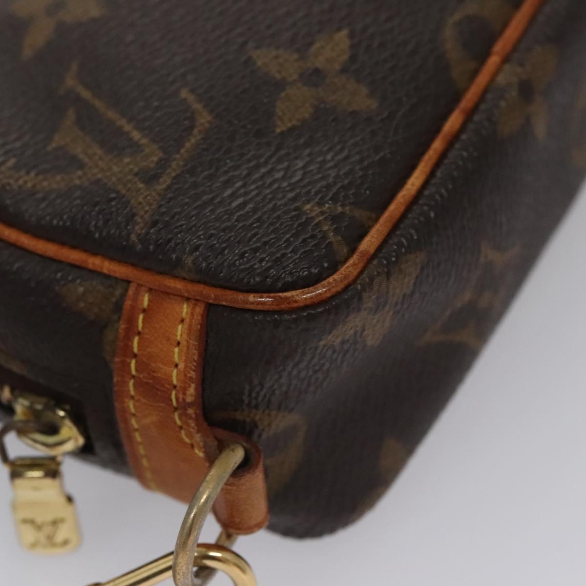Louis Vuitton Wapiti Brown Canvas Clutch Bag (Pre-Owned)
