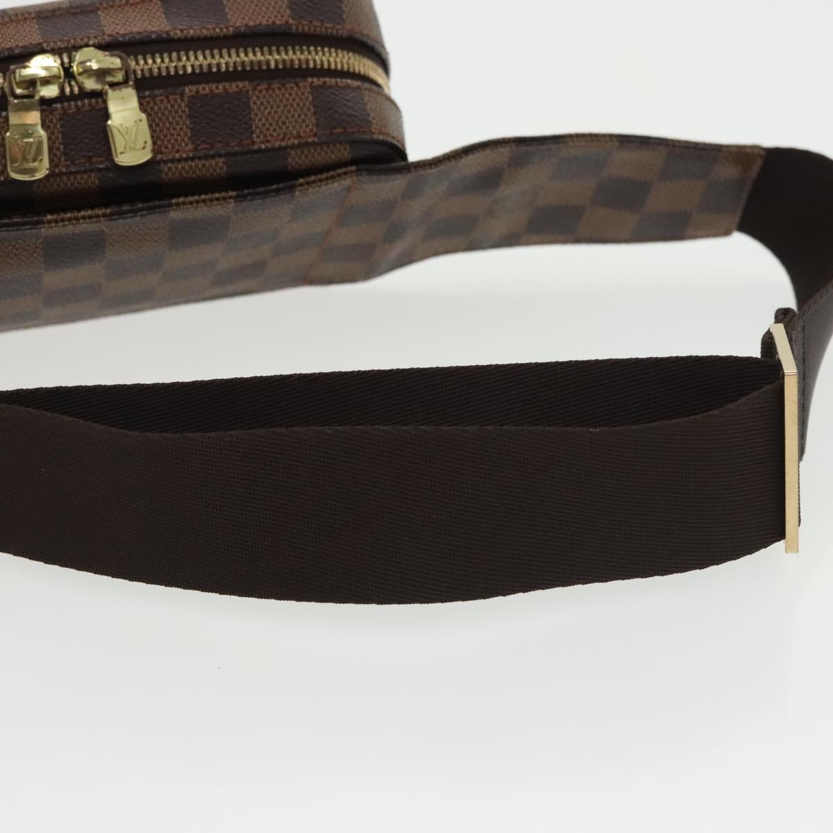 Louis Vuitton Geronimos Brown Canvas Shoulder Bag (Pre-Owned)