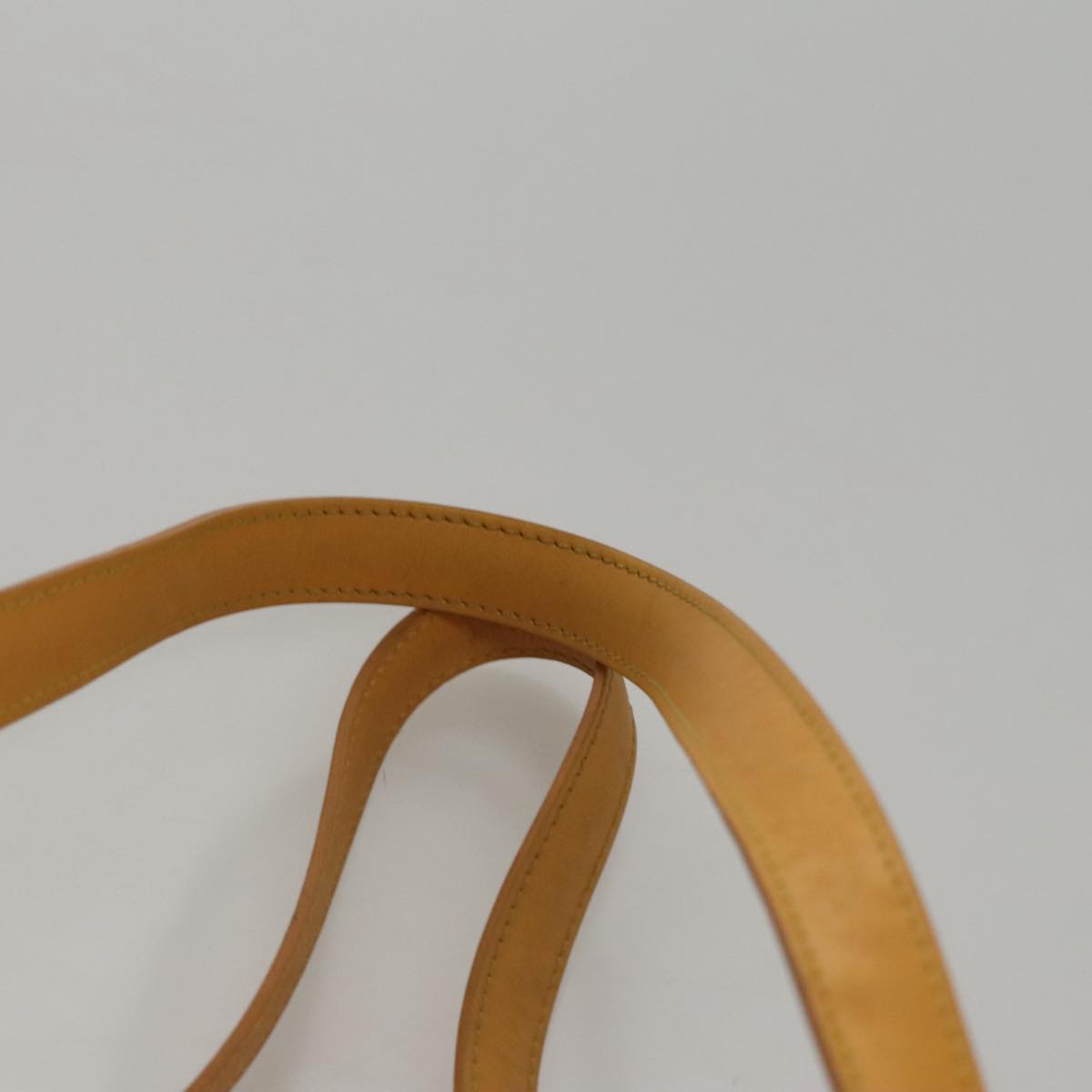 Louis Vuitton Saint Jacques Yellow Leather Shoulder Bag (Pre-Owned)
