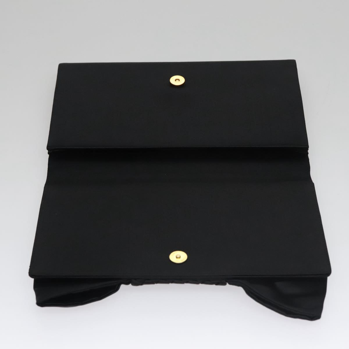 Bottega Veneta Black Silk Clutch Bag (Pre-Owned)