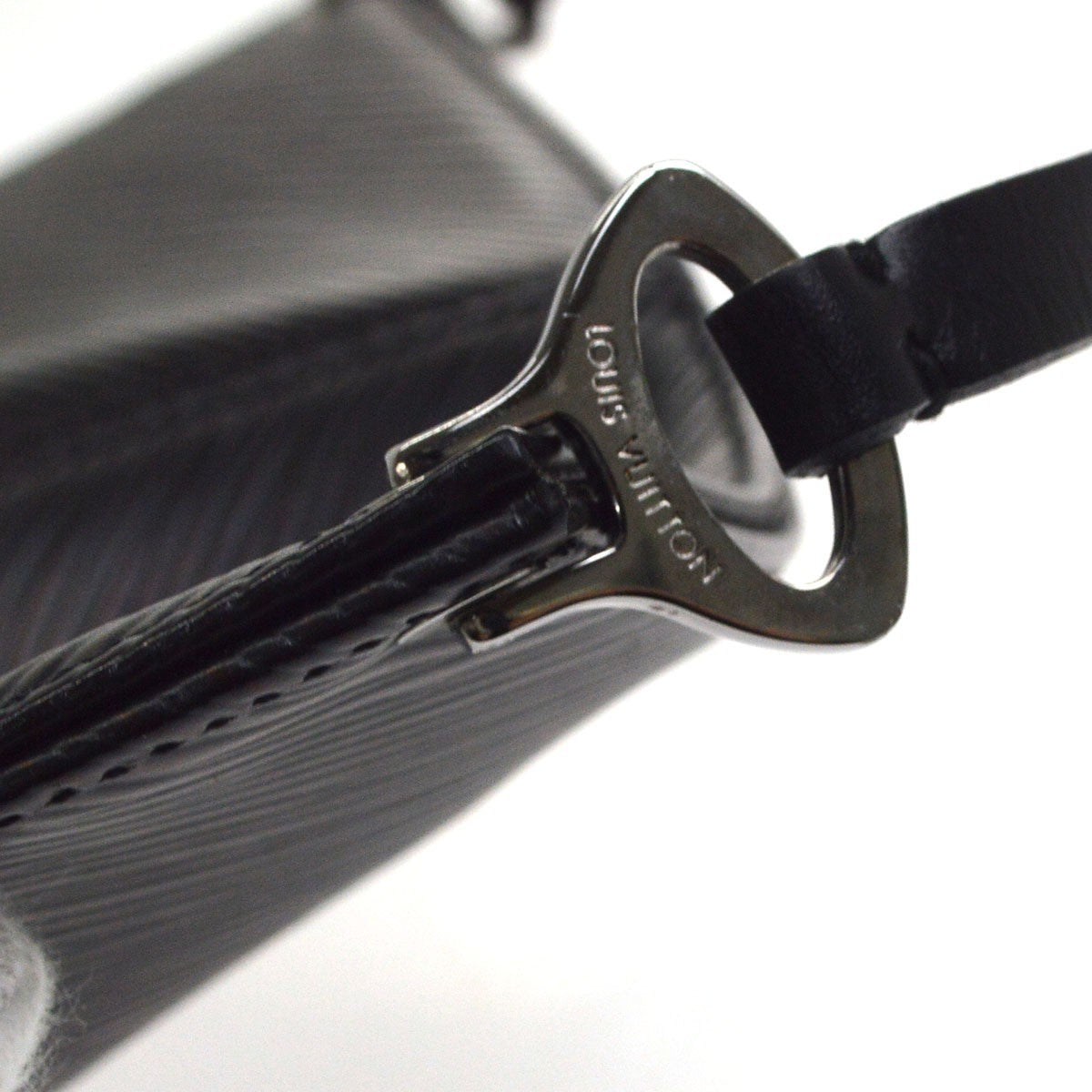 Louis Vuitton Demi Lune Pochette Epi Leather Black Leather Clutche & Pouche Bag (Pre-Owned)