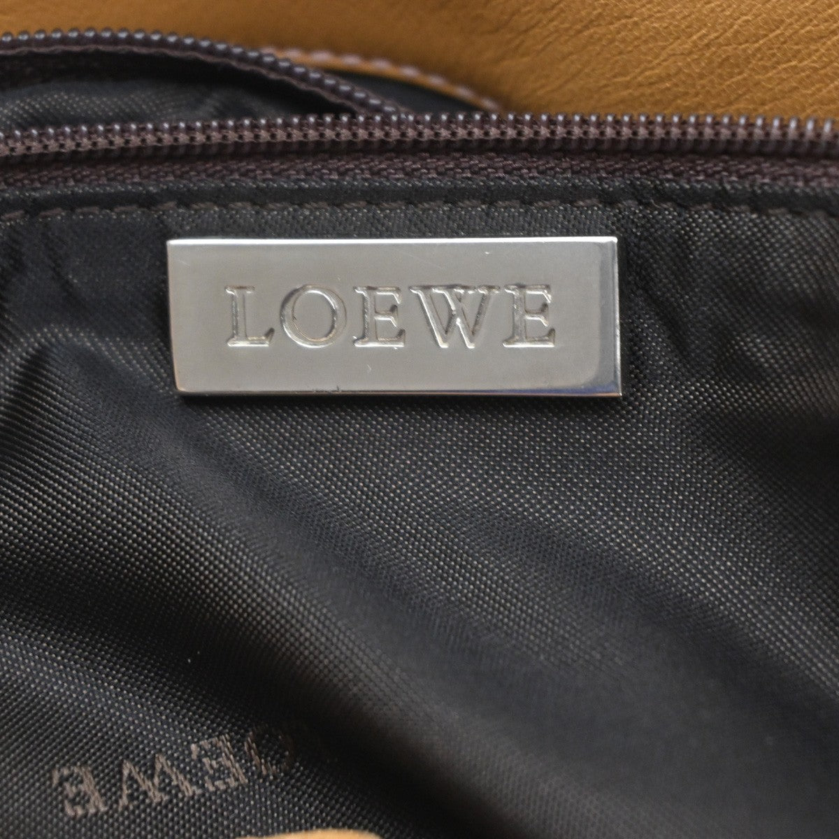 Loewe Vintage Knot Nappa Leather Hobo Bag Leather Beige Leather Handbag (Pre-Owned)