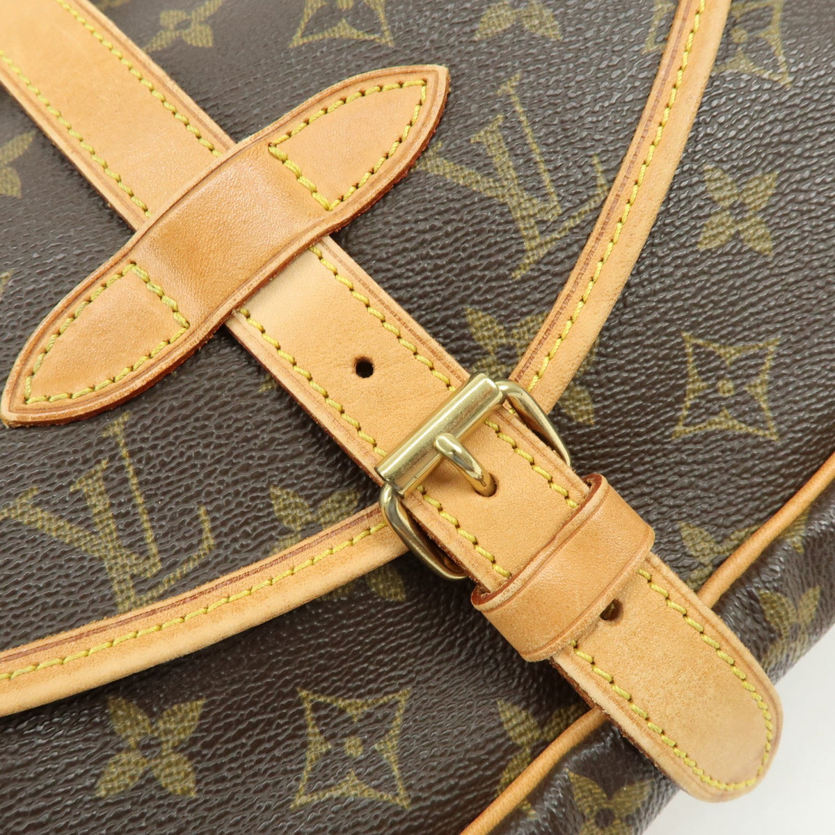 Louis Vuitton Saumur Monogram Canvas Brown Canvas Handbag (Pre-Owned)