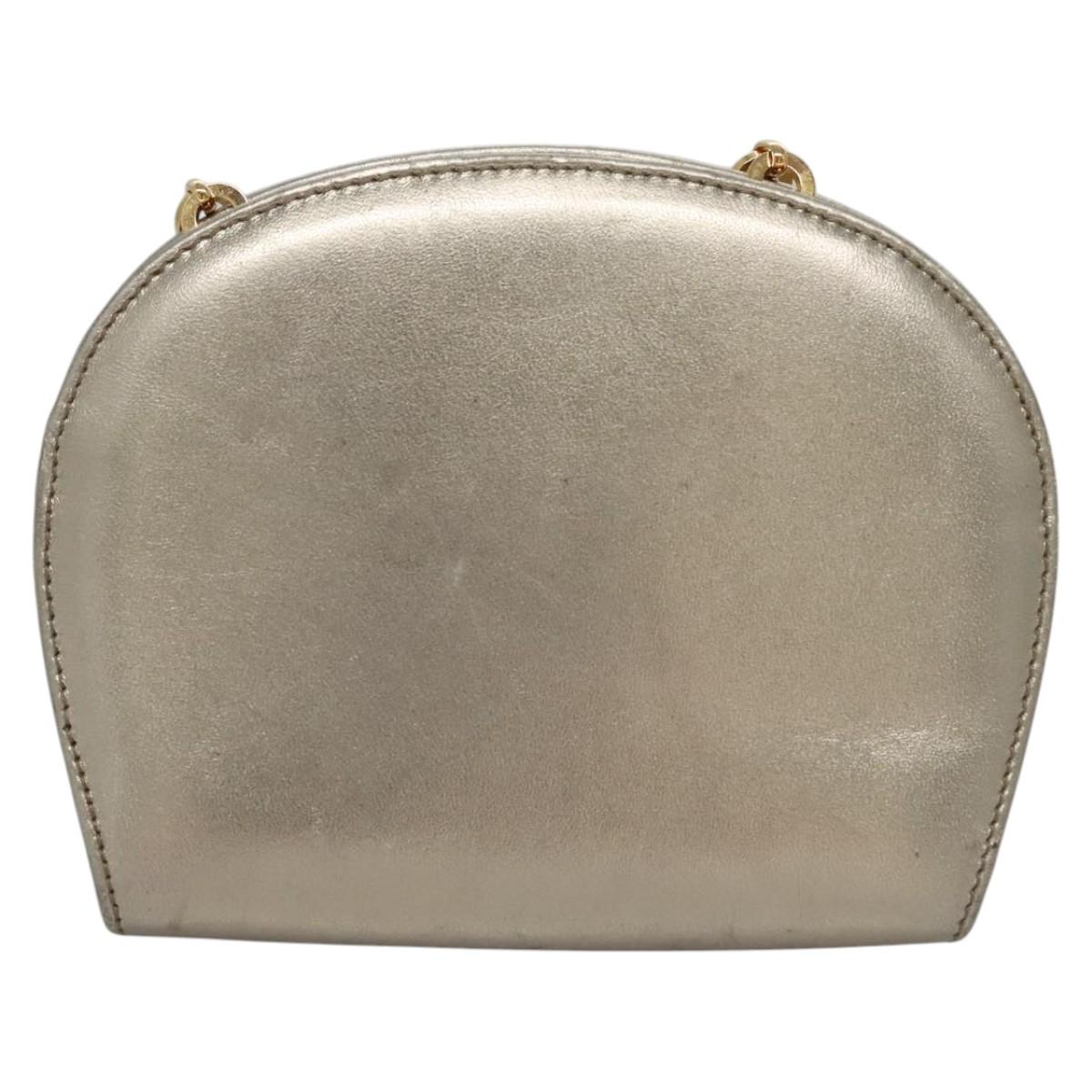 Salvatore Ferragamo Gancini Silver Leather Shoulder Bag (Pre-Owned)