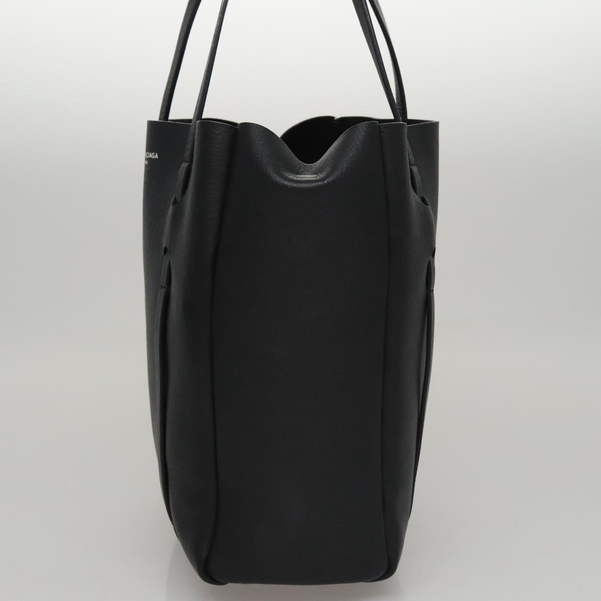 Balenciaga Everyday Black Leather Tote Bag (Pre-Owned)