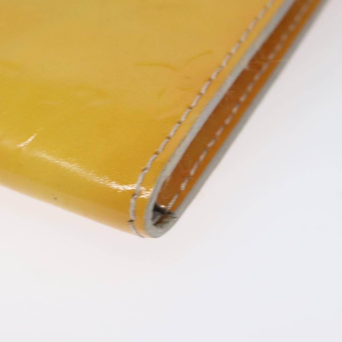 Louis Vuitton Kenmare Yellow Patent Leather Clutch Bag (Pre-Owned)