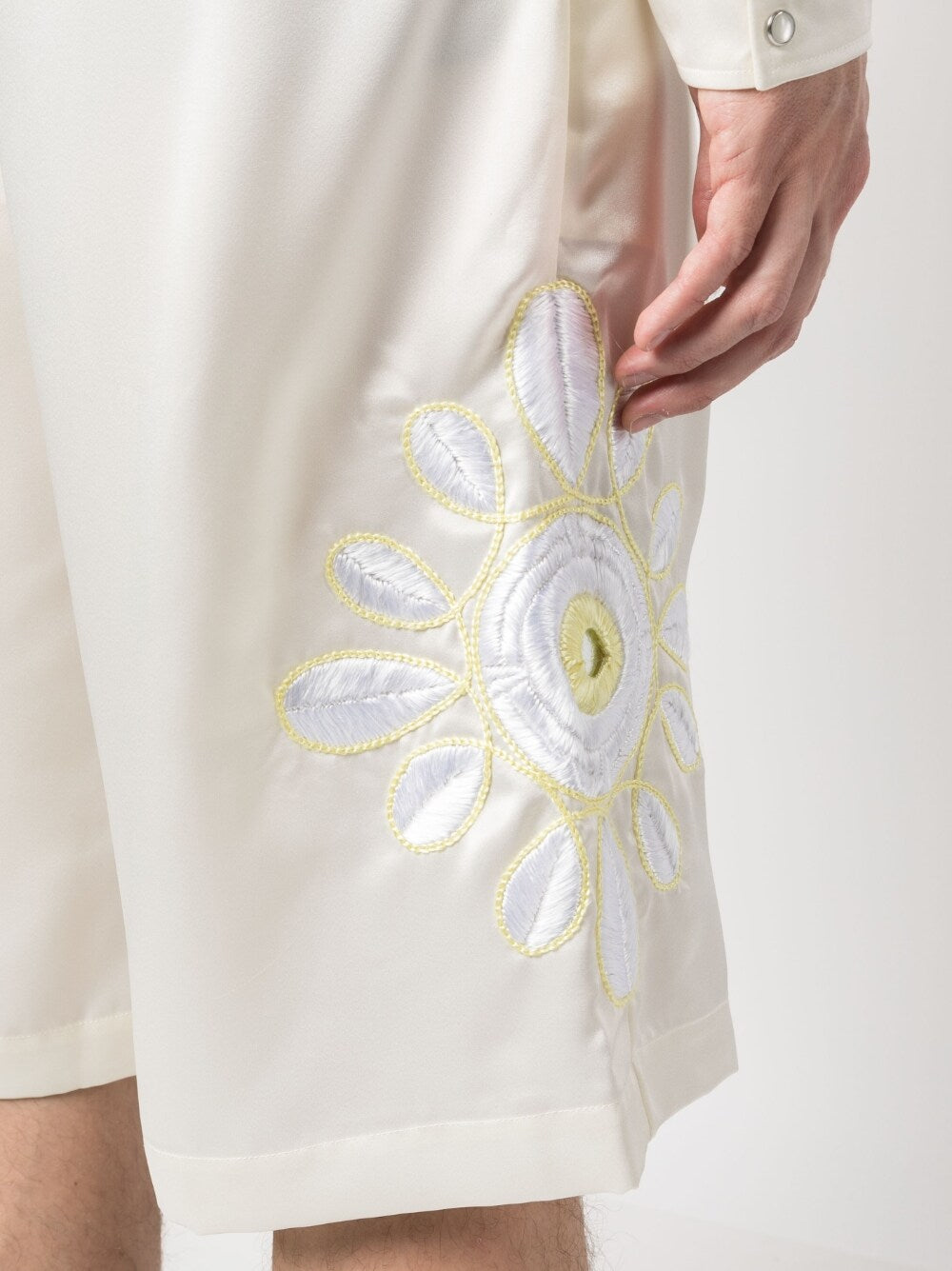 Bluemarble Men's Embroidered Flowers Shorts