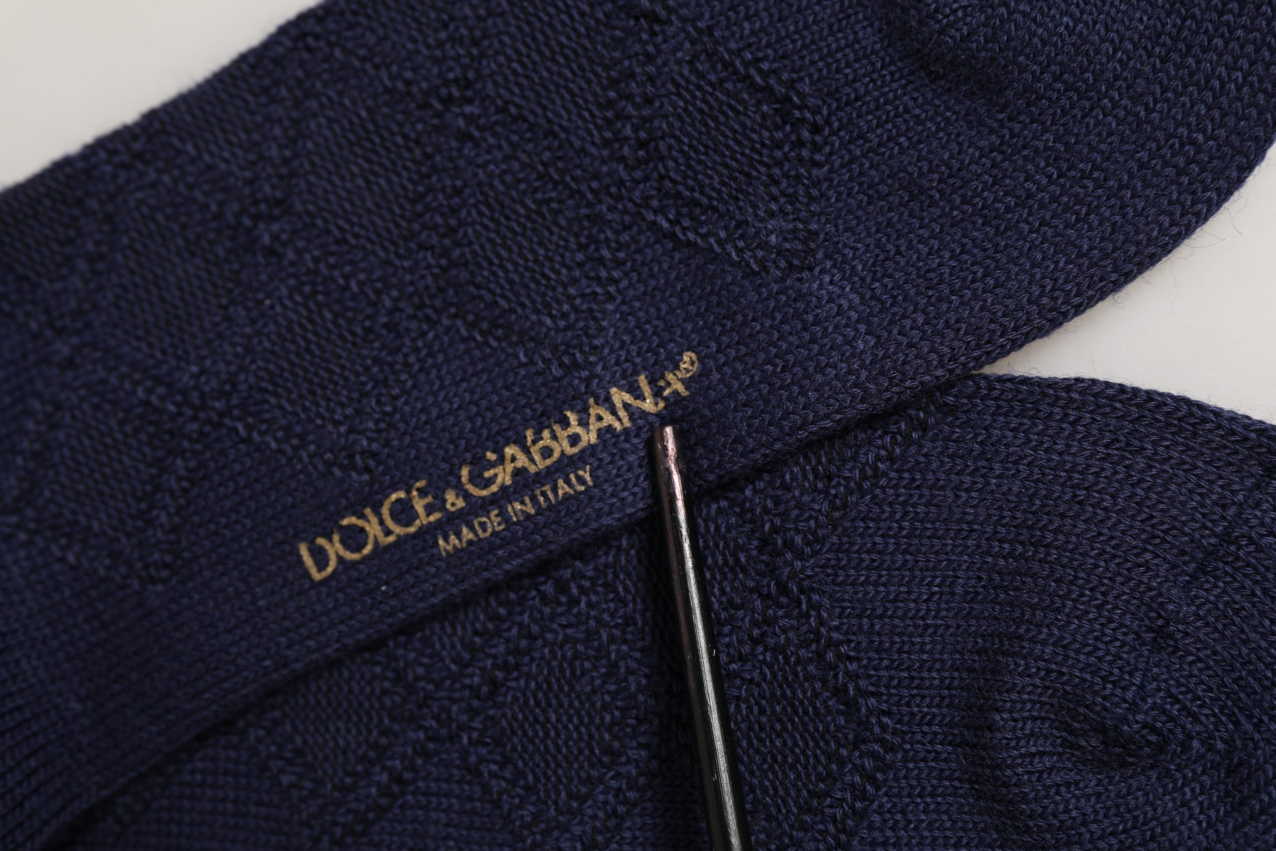Dolce & Gabbana Navy Blue Wool Crest Logo Knee High Accessory Men's Socks (Pre-Owned)