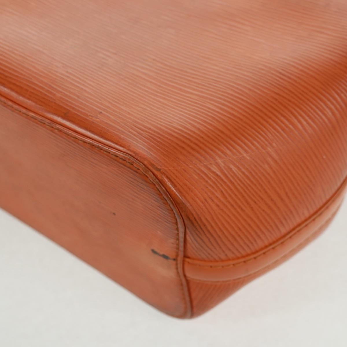 Louis Vuitton Mandara Epi Leather Orange Leather Shoulder Bag Bag (Pre-Owned)