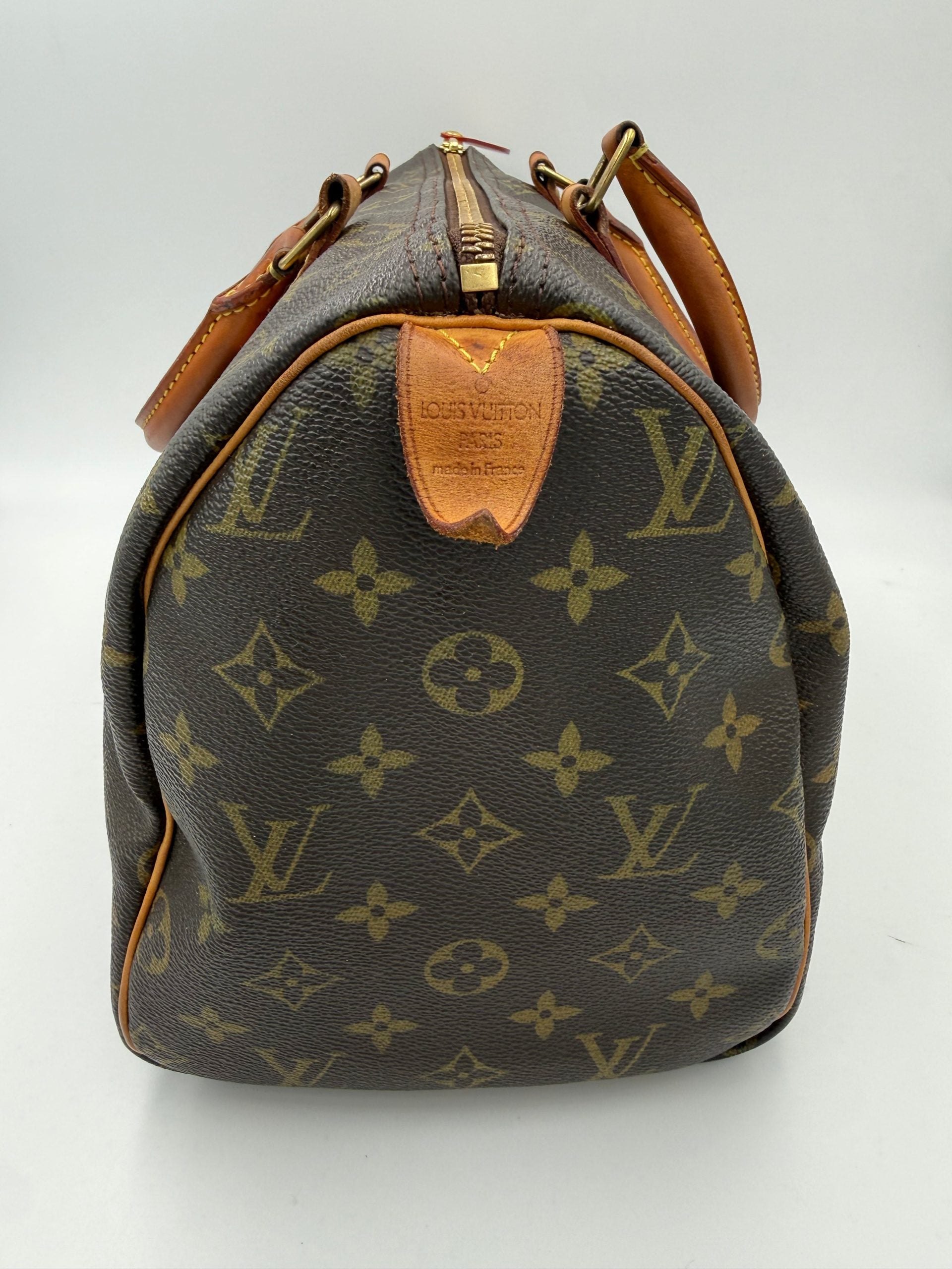 Louis Vuitton LOUIS VUITTON Speedy 30 Monogram Handbag (Pre-Owned)