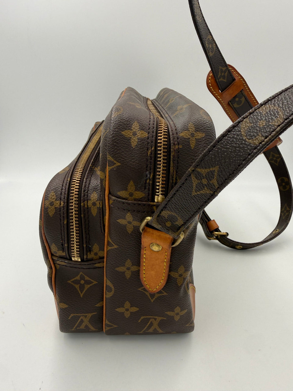 Louis Vuitton Multicolor Leather Handbag (Pre-Owned)
