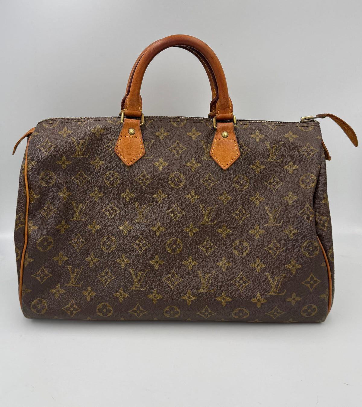 Louis Vuitton LOUIS VUITTON Speedy 35 Monogram Handbag (Pre-Owned)