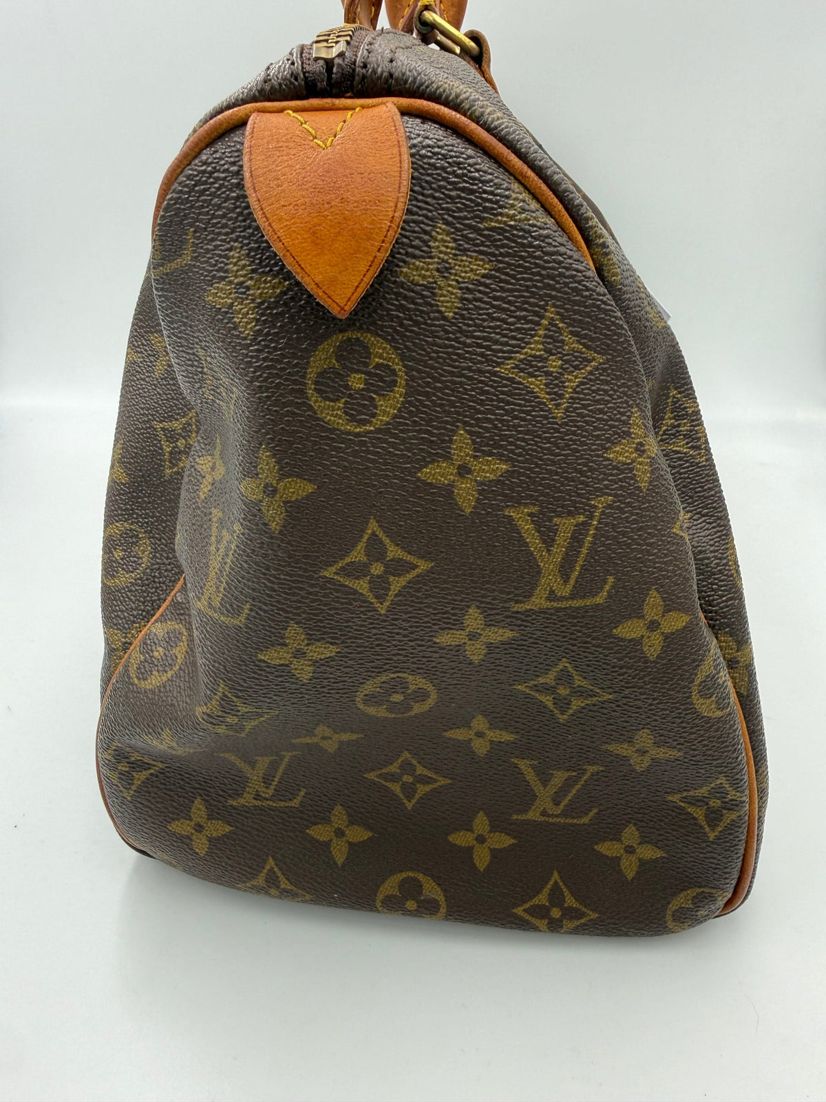 Louis Vuitton LOUIS VUITTON Speedy 35 Monogram Handbag (Pre-Owned)
