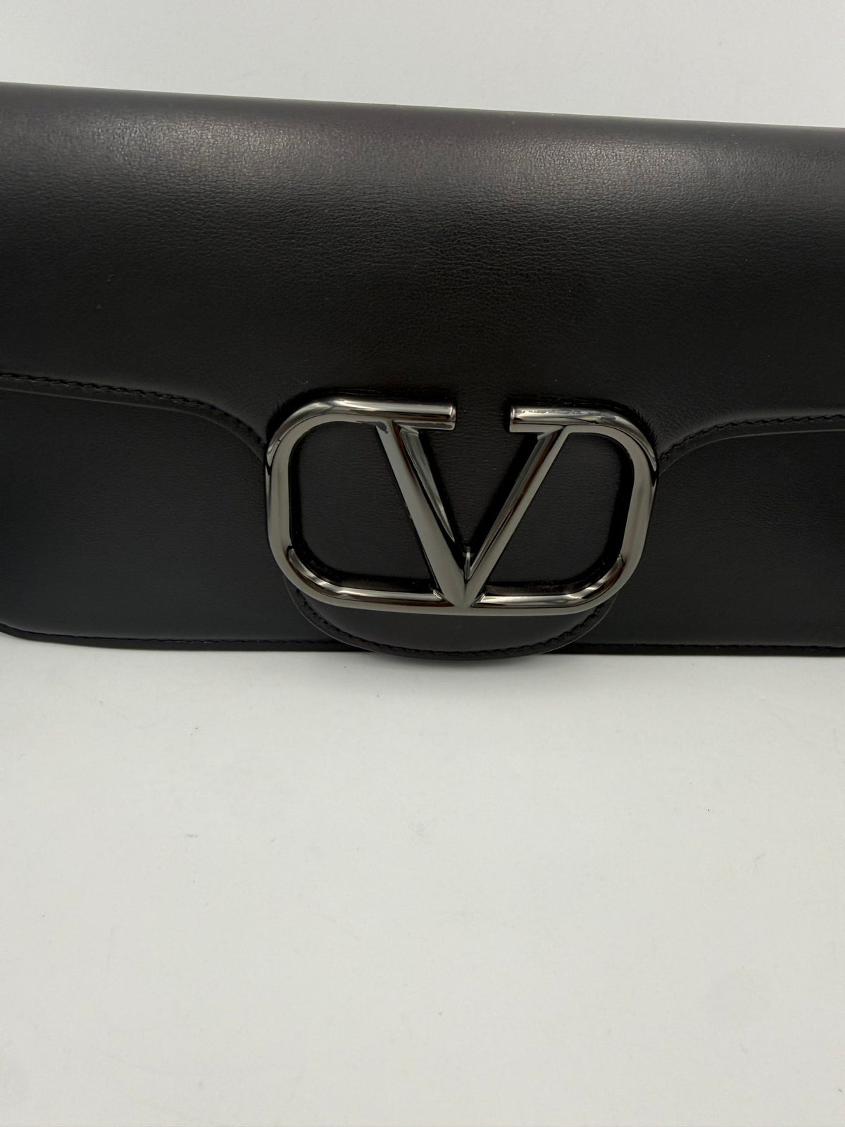 Valentino Garavani Bicolor Leather Handbag (Pre-Owned)