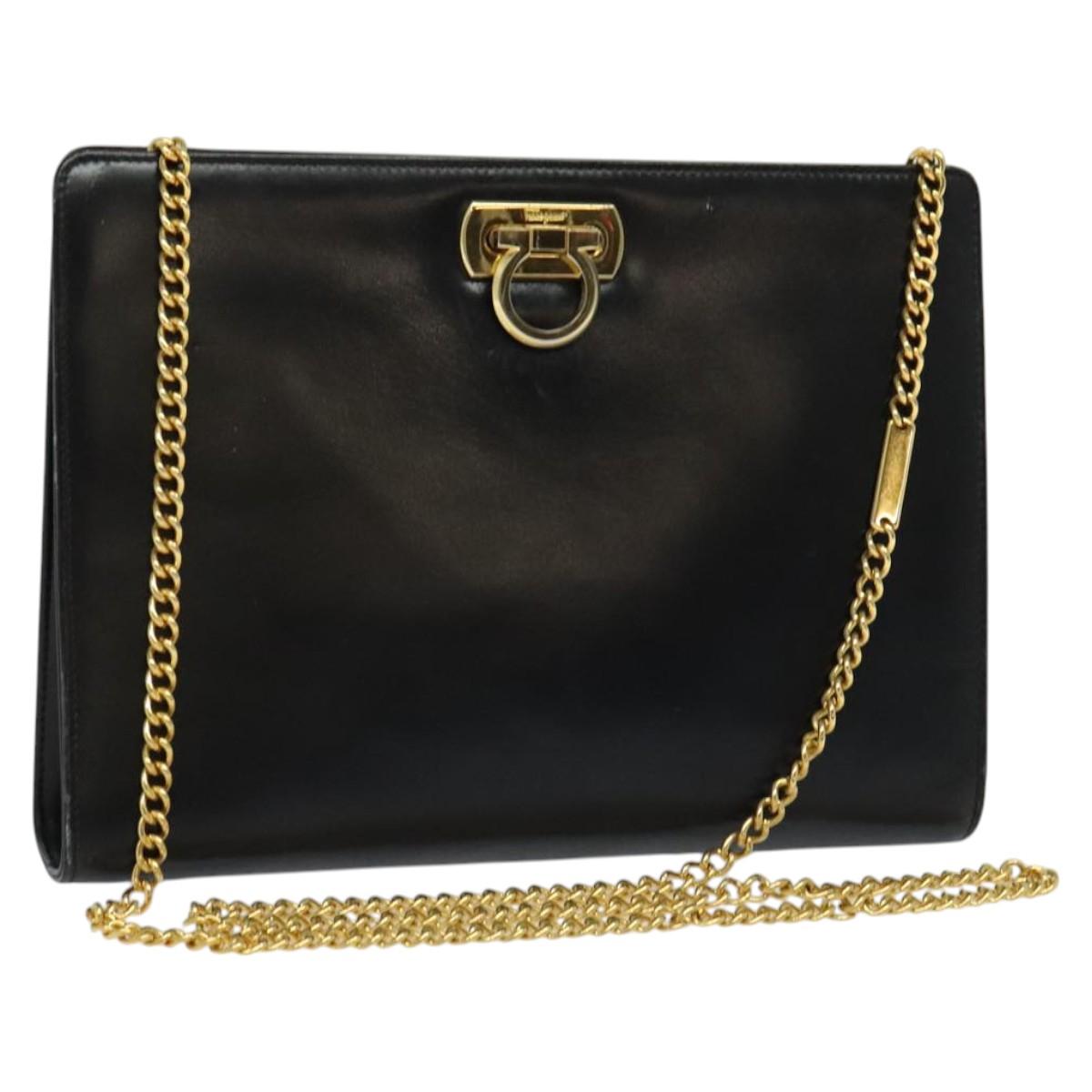 Salvatore Ferragamo Gancini Black Leather Shoulder Bag (Pre-Owned)