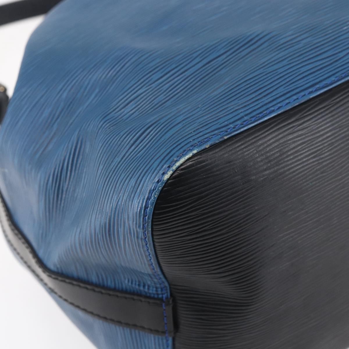 Louis Vuitton Petit Noe Epi Leather Blue Leather Shoulder Bag Bag (Pre-Owned)
