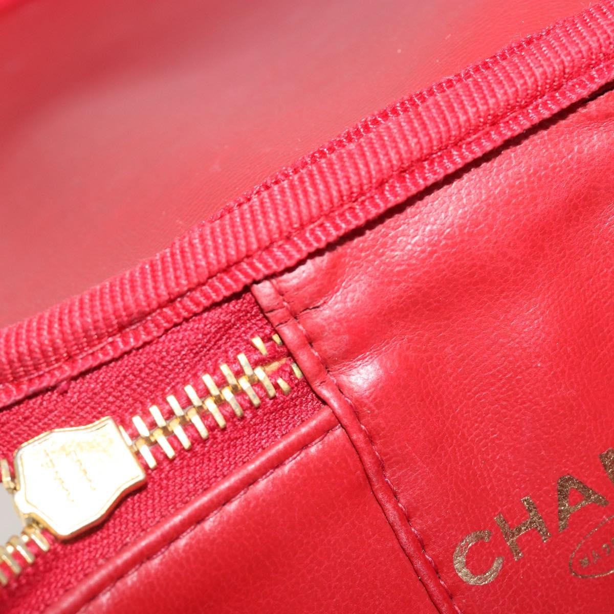 Chanel Vintage Timeless Cosmetic Case Caviar Red Leather Clutche & Pouche Bag (Pre-Owned)