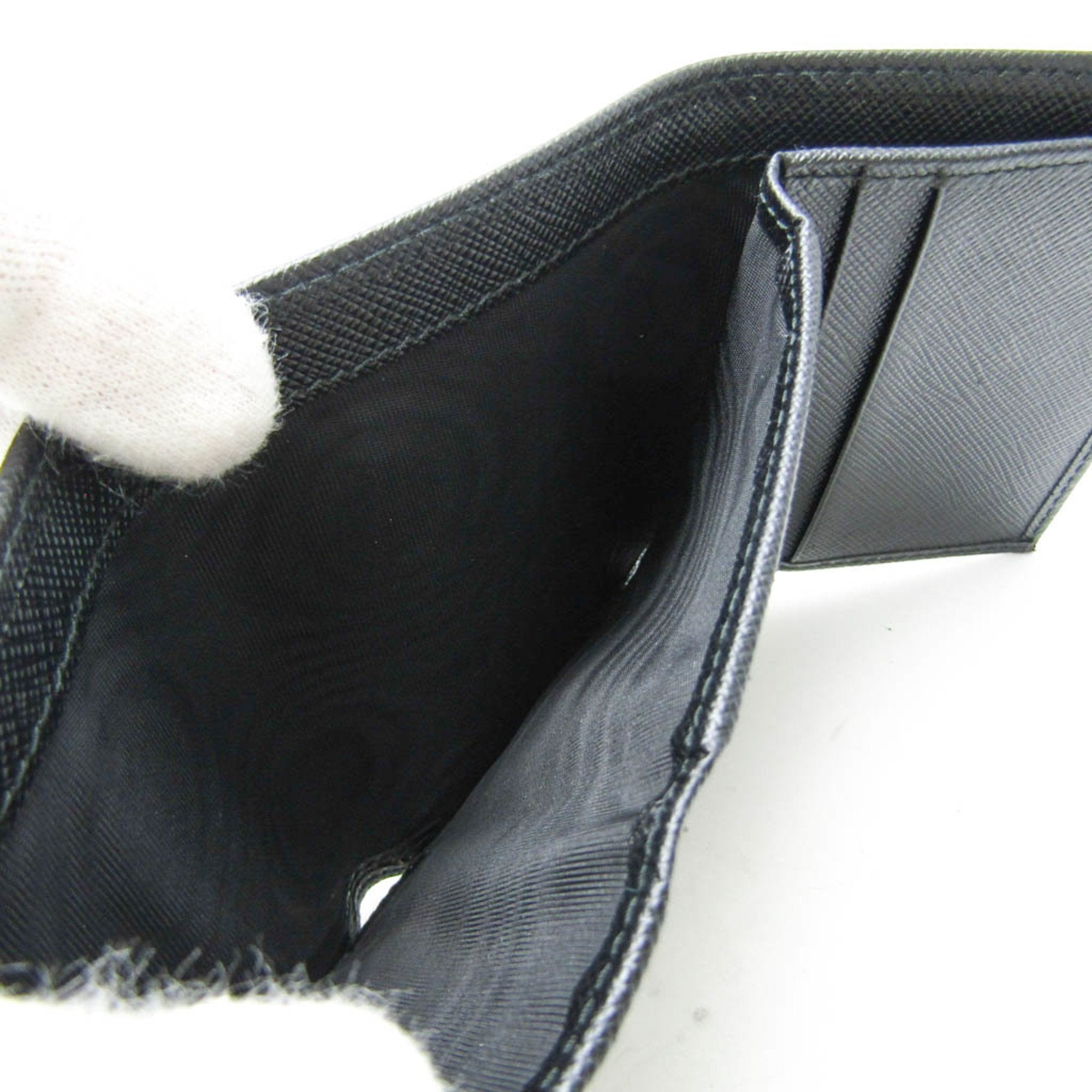 Prada Black Leather Wallet (Pre-Owned)