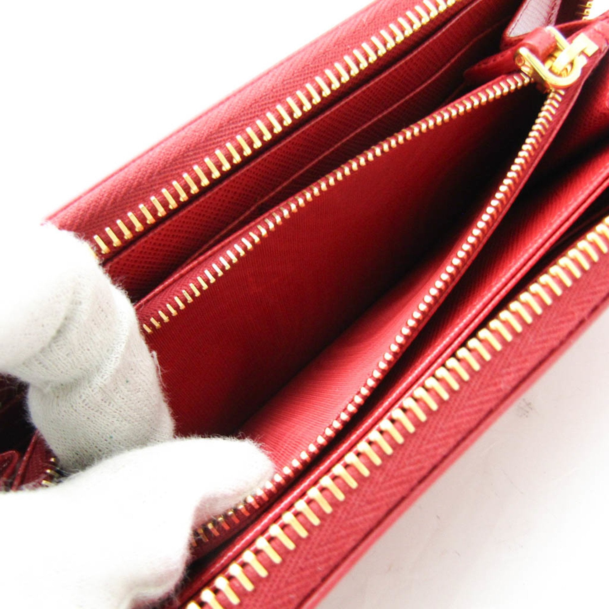 Prada Saffiano Red Leather Wallet (Pre-Owned)