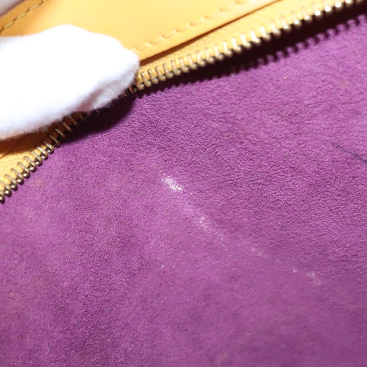 Louis Vuitton Saint Jacques Yellow Leather Shoulder Bag (Pre-Owned)