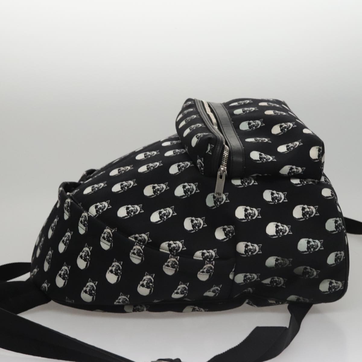 Yves Saint Laurent Black Synthetic Backpack Bag (Pre-Owned)