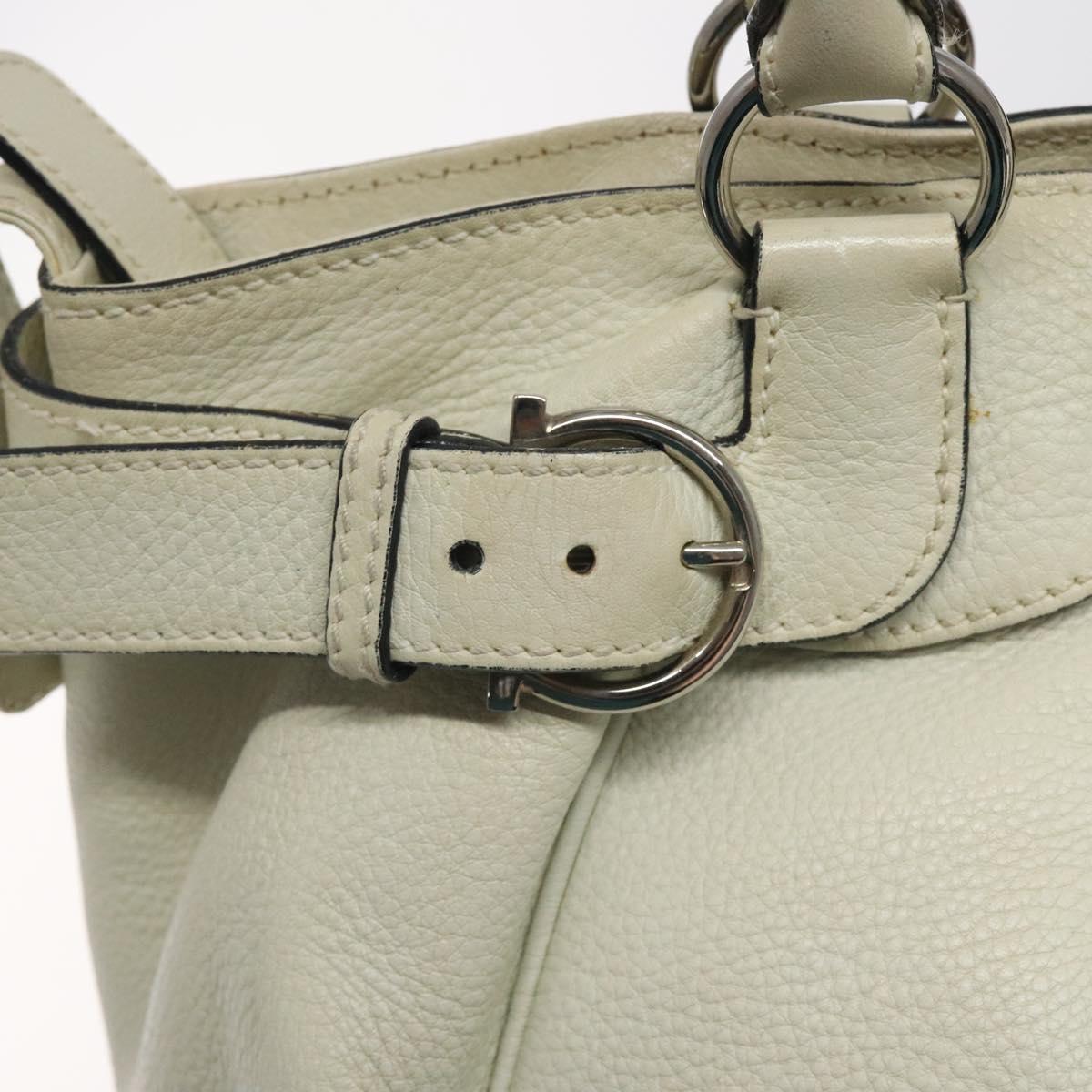 Salvatore Ferragamo Gancini White Leather Tote Bag (Pre-Owned)