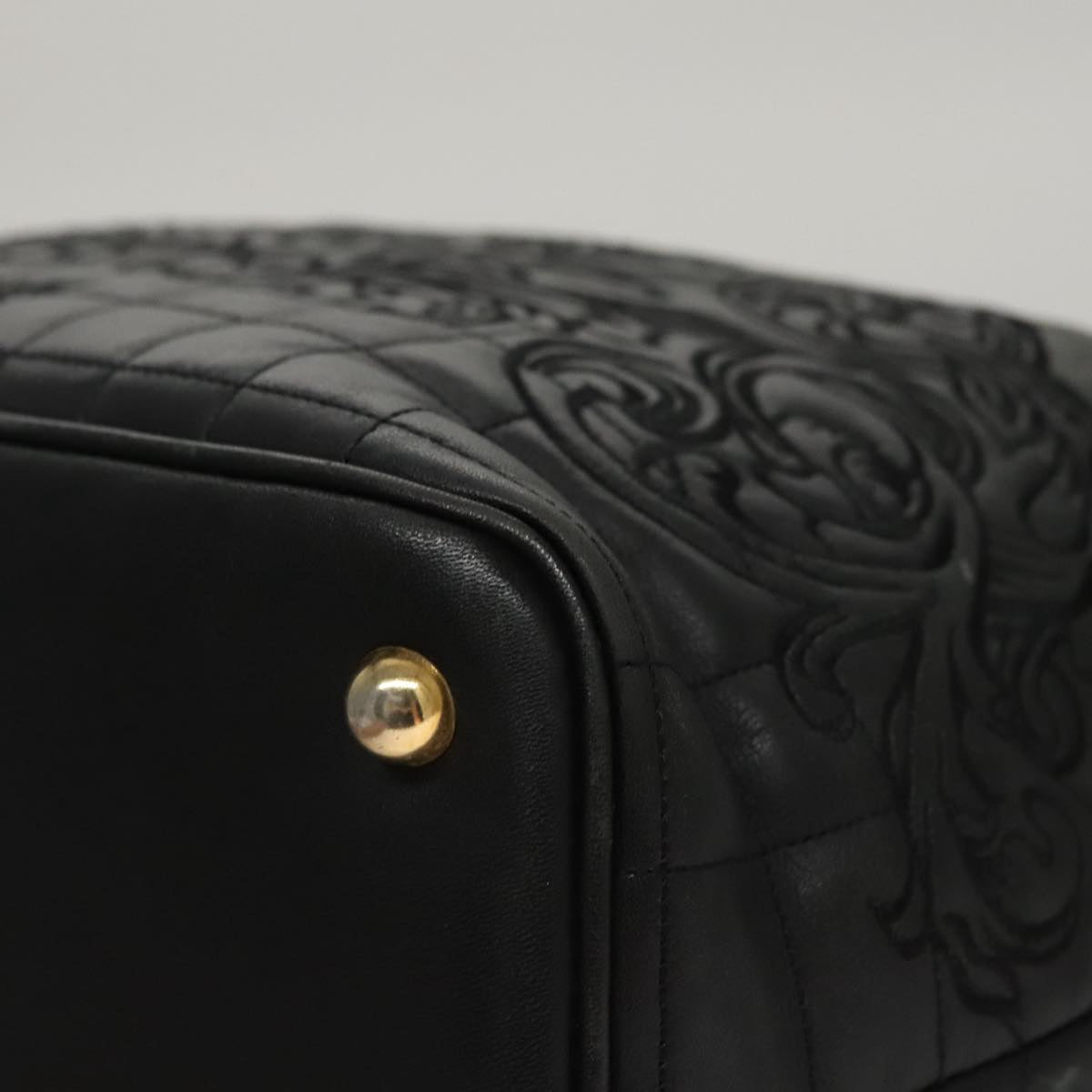 Versace Black Leather Handbag (Pre-Owned)