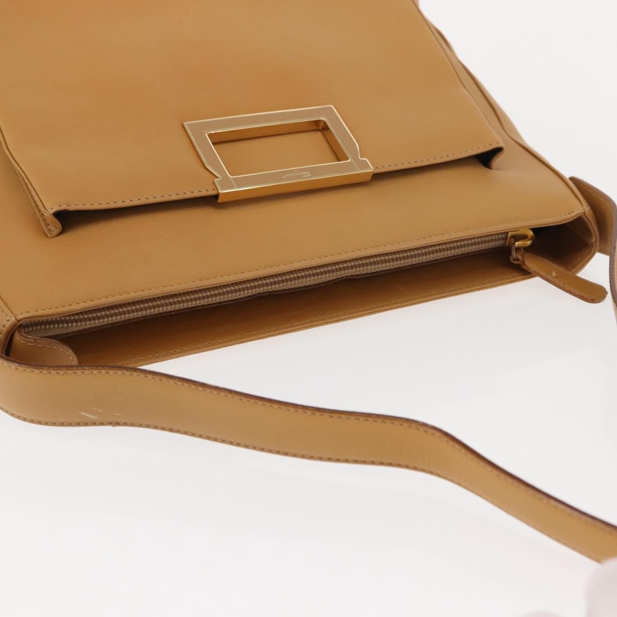 Salvatore Ferragamo Vintage Leather Beige Leather Bag (Pre-Owned)