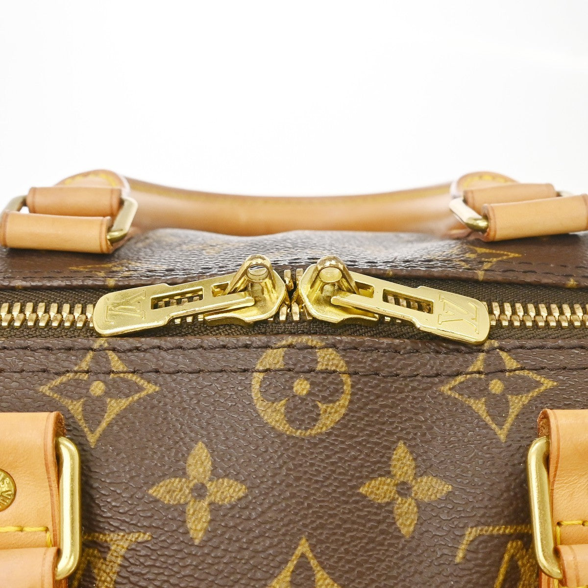 Louis Vuitton Keepall Monogram Canvas Brown Canvas Travel Bag Bag (Pre-Owned)