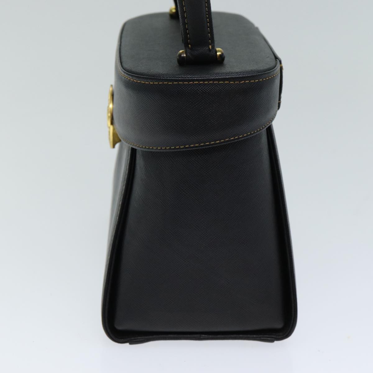 Valentino Garavani Black Leather Handbag (Pre-Owned)