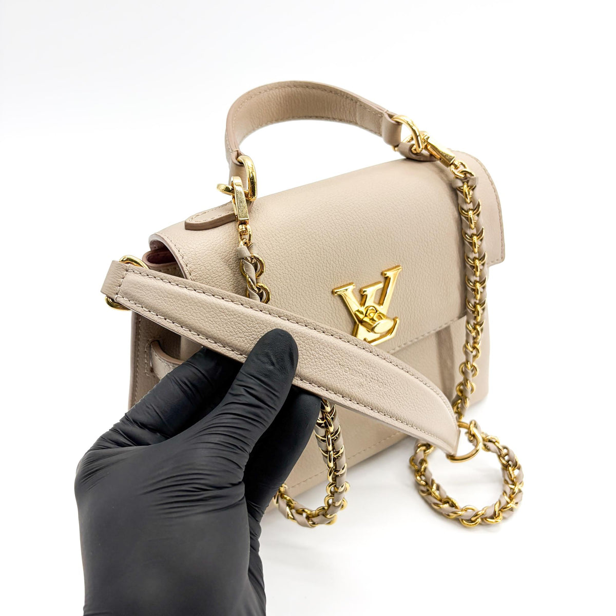 Louis Vuitton Lockme Ever Leather Beige Leather Handbag (Pre-Owned)