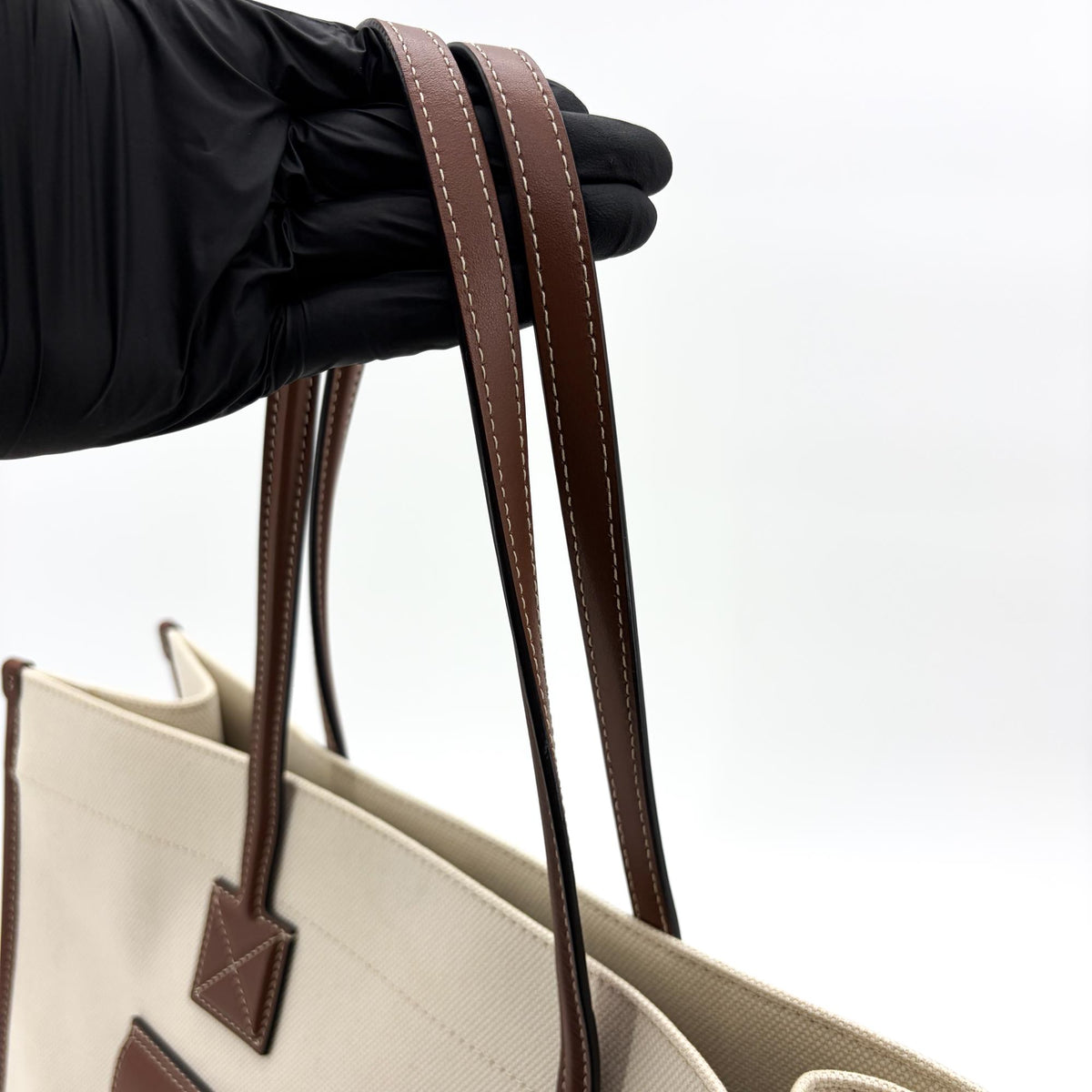 Burberry Freya Shopping Canvas With Leather Beige Canvas Tote Bag Bag (Pre-Owned)