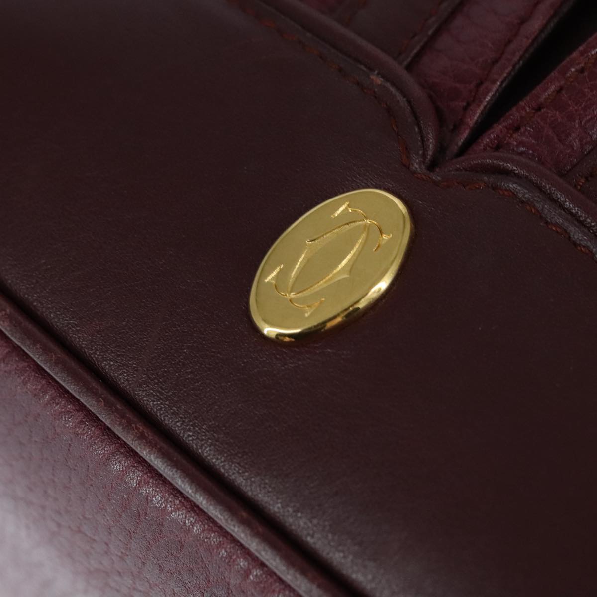 Cartier Must De Cartier Burgundy Leather Shoulder Bag (Pre-Owned)