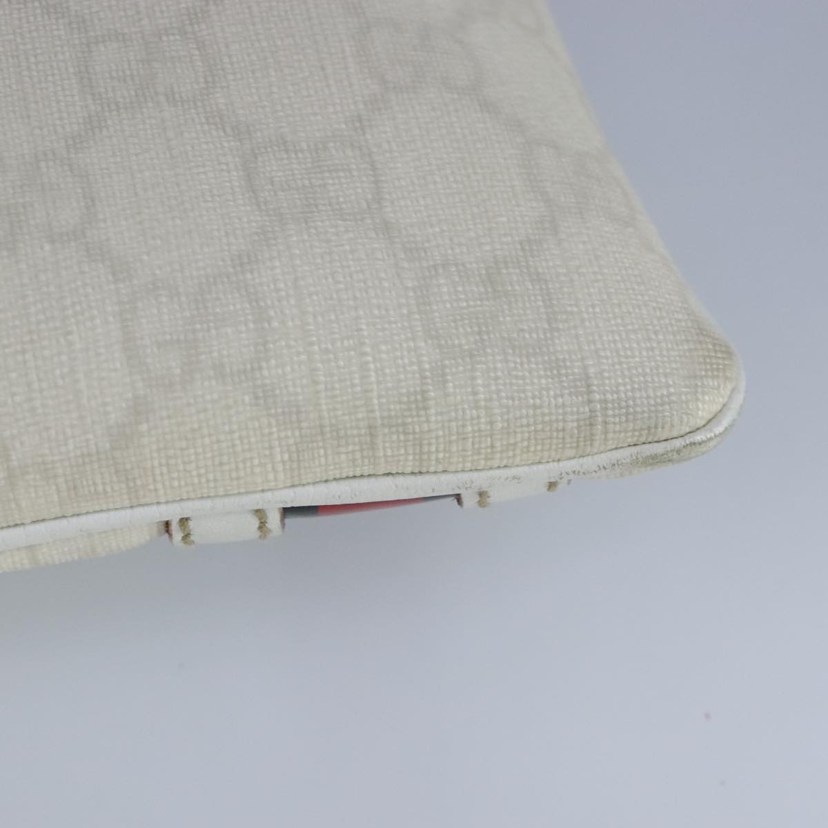 Gucci Ophidia White Canvas Shoulder Bag (Pre-Owned)