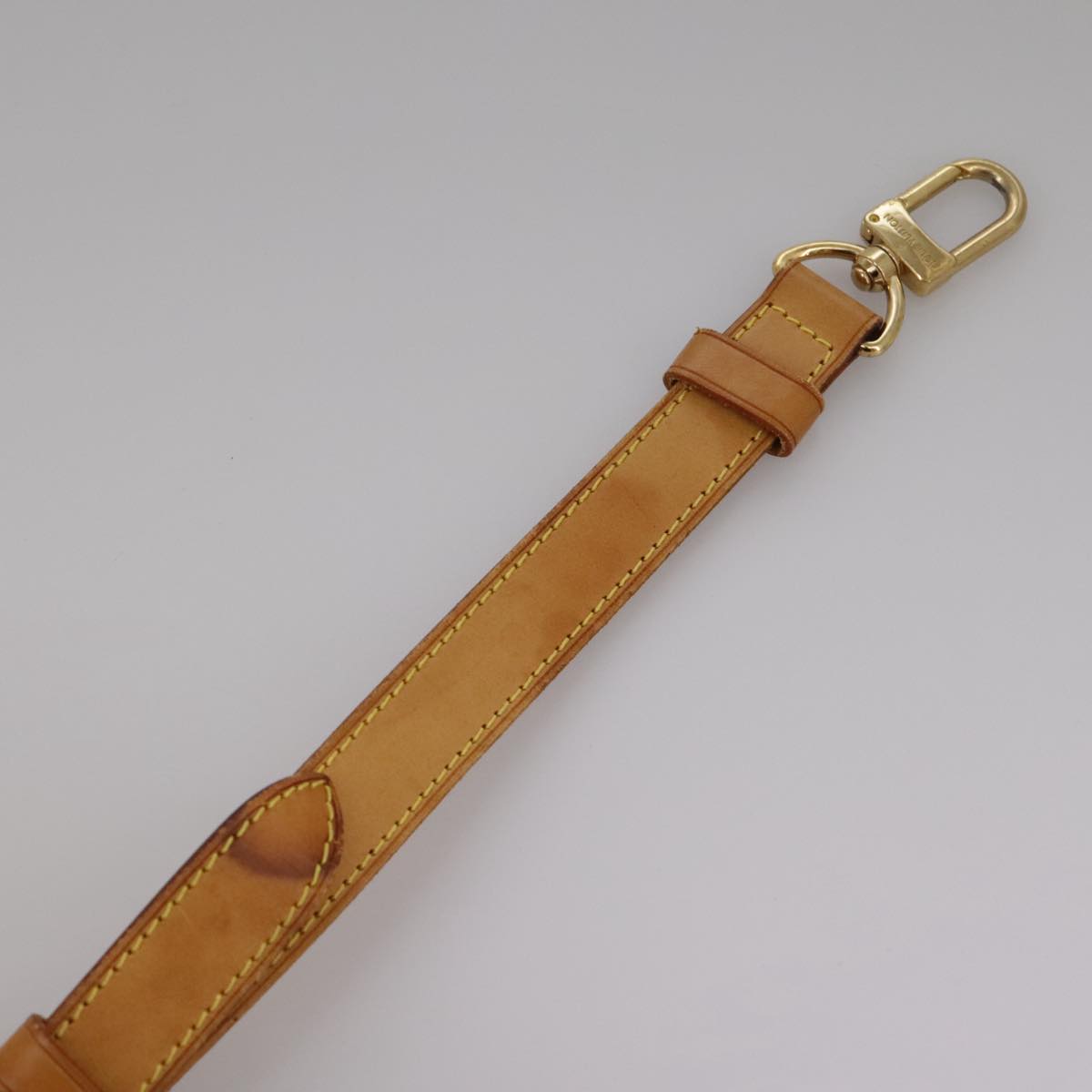 Louis Vuitton Shoulder Strap Beige Leather Bag Jewelry (Pre-Owned)