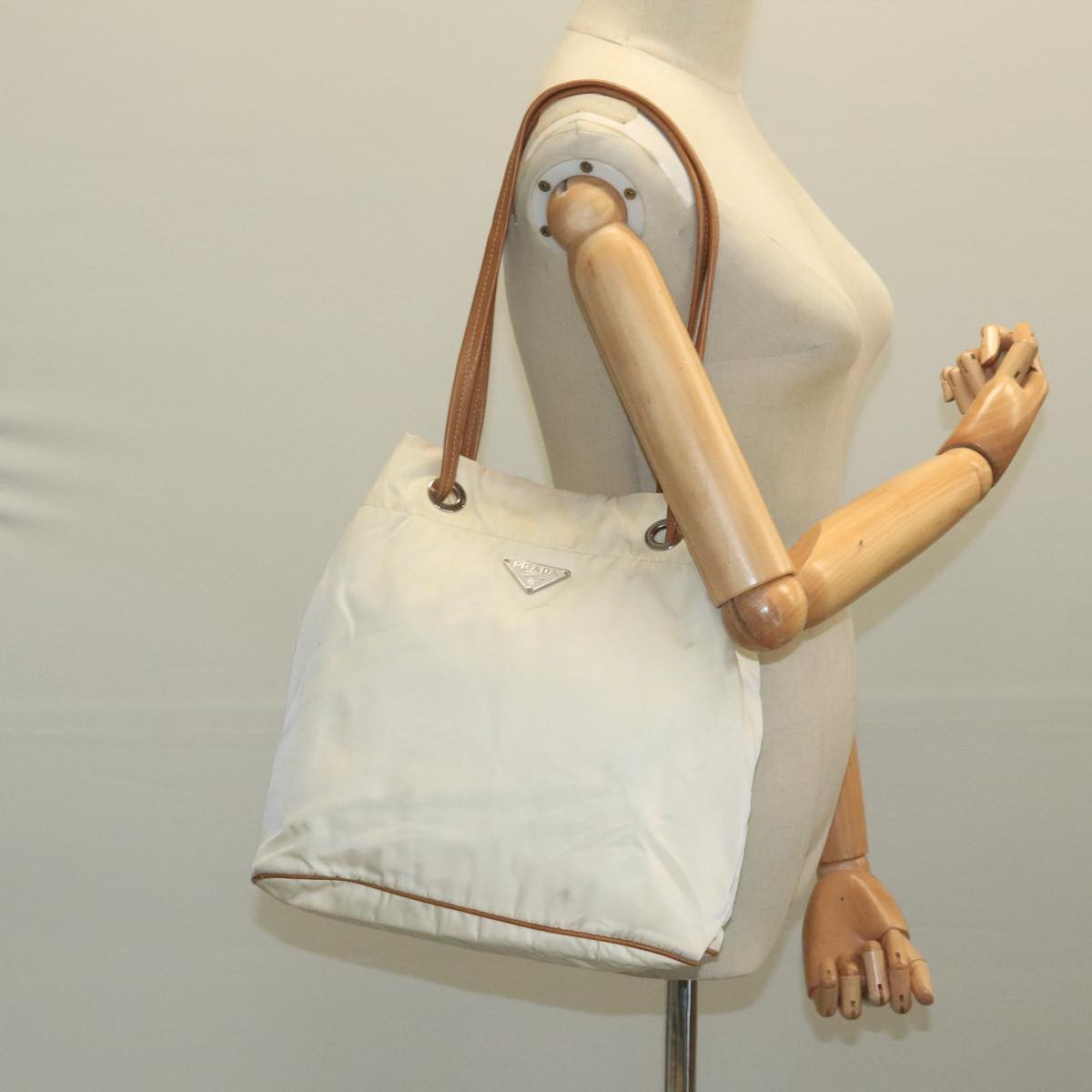 Prada Re-Nylon White Synthetic Shoulder Bag (Pre-Owned)