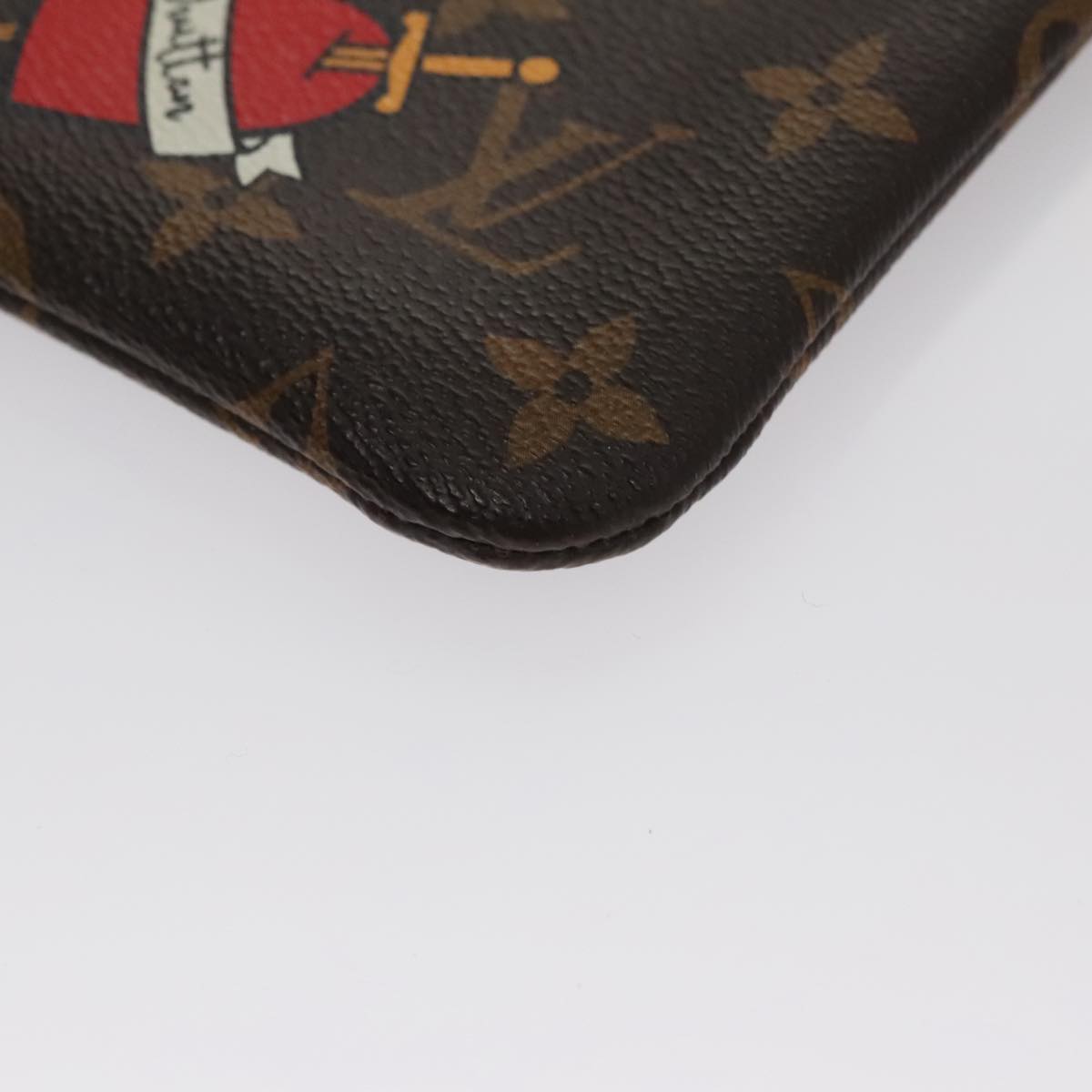 Louis Vuitton City Brown Canvas Clutch Bag (Pre-Owned)
