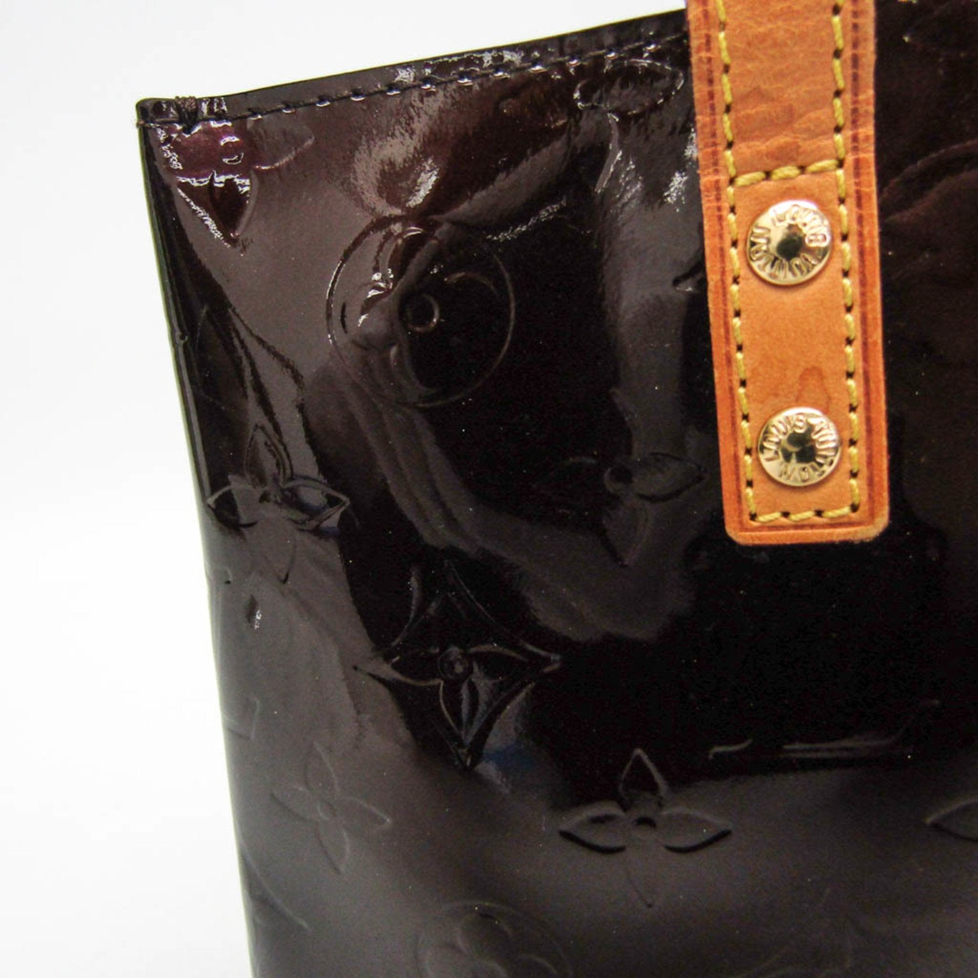 Louis Vuitton Reade Red Patent Leather Handbag (Pre-Owned)