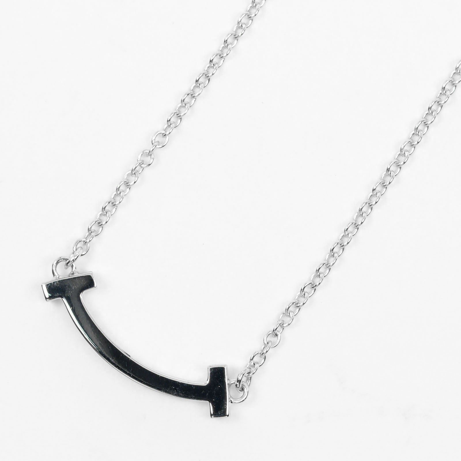 Tiffany & Co T Smile Silver White Gold Necklace Jewelry (Pre-Owned)