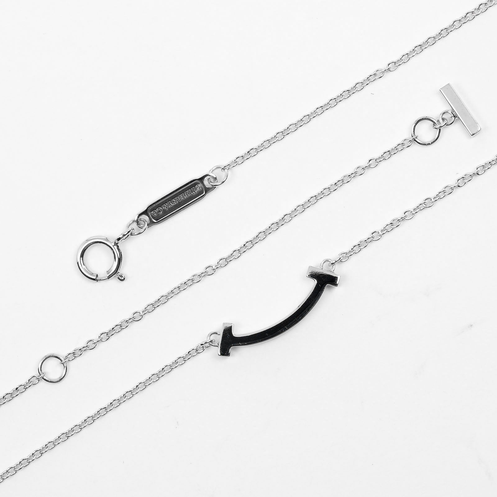Tiffany & Co T Smile Silver White Gold Necklace Jewelry (Pre-Owned)