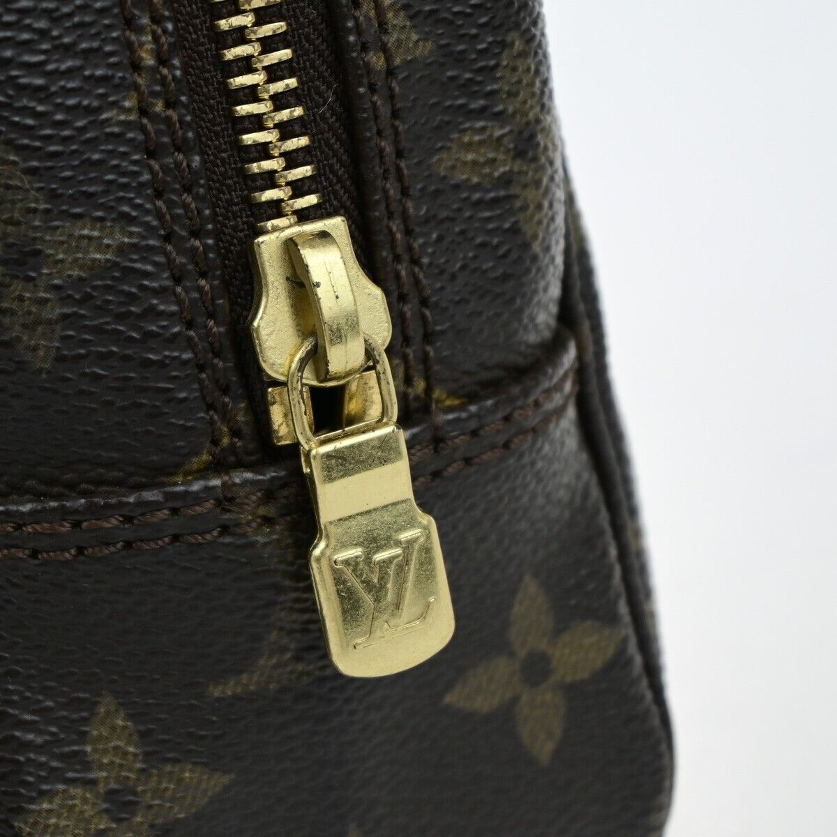 Louis Vuitton Trousse De Toilette Brown Canvas Clutch Bag (Pre-Owned)