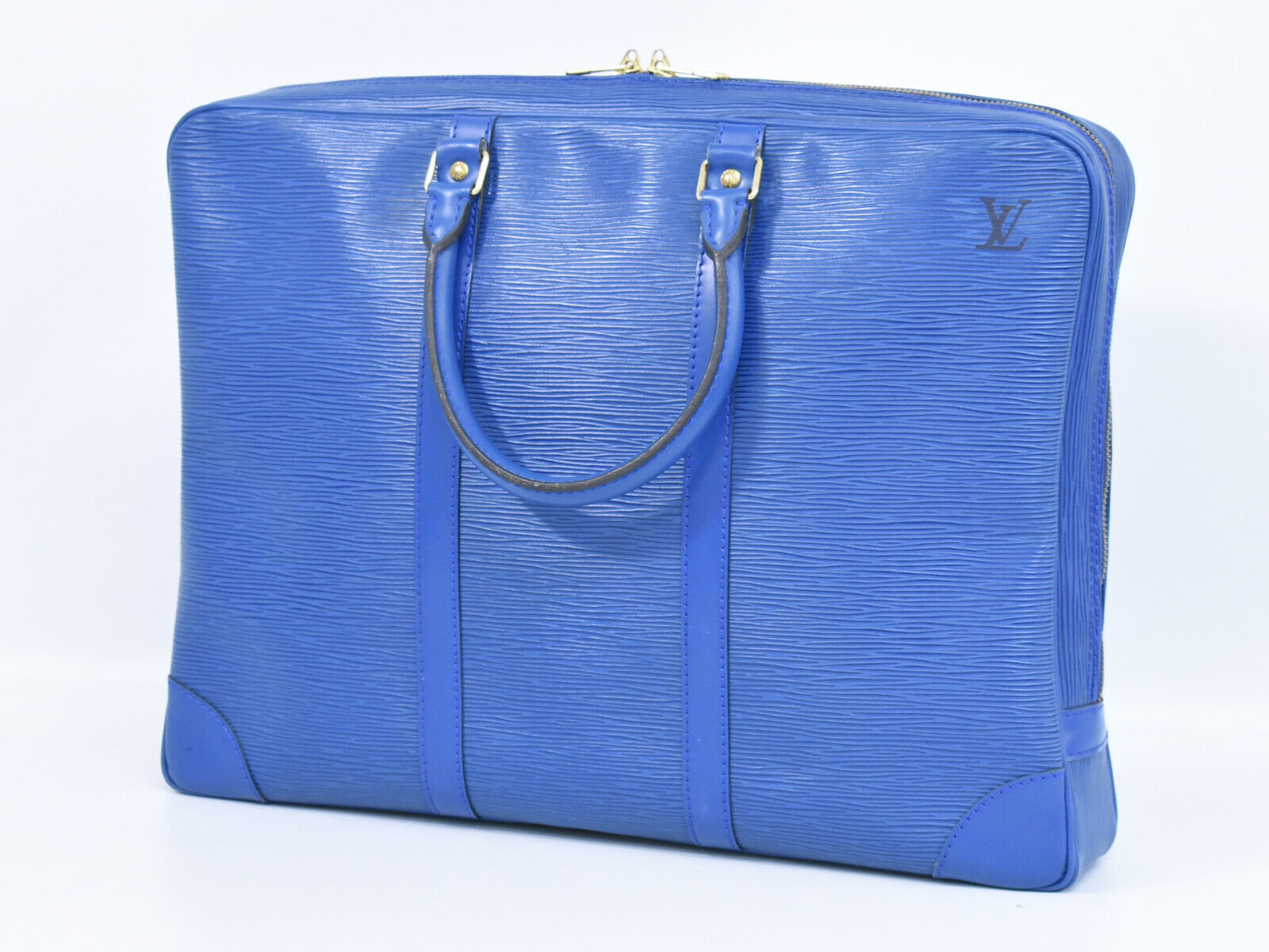 Louis Vuitton Porte Documents Voyage Blue Leather Handbag (Pre-Owned)