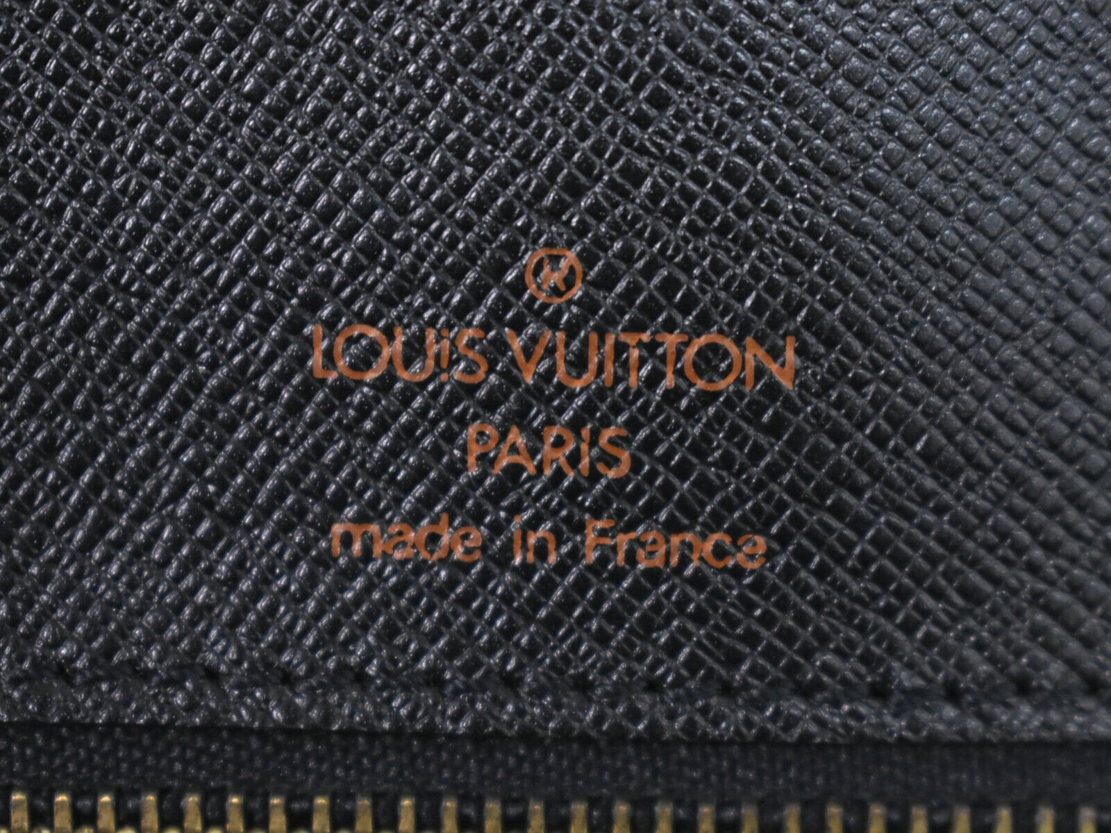 Louis Vuitton Porte Documents Voyage Blue Leather Handbag (Pre-Owned)