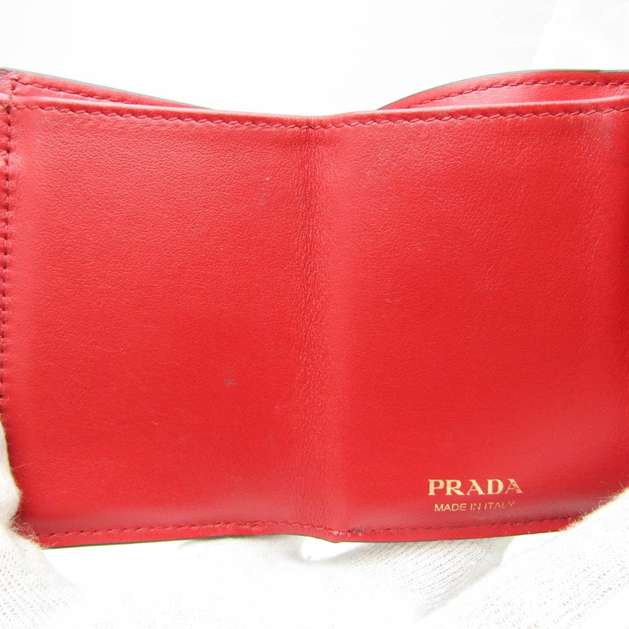 Prada Saffiano Black Leather Wallet (Pre-Owned)