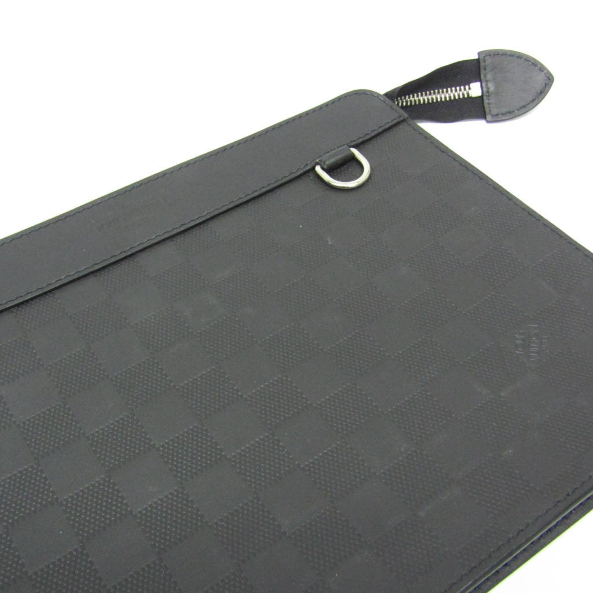 Louis Vuitton Takeoff Black Canvas Clutch Bag (Pre-Owned)