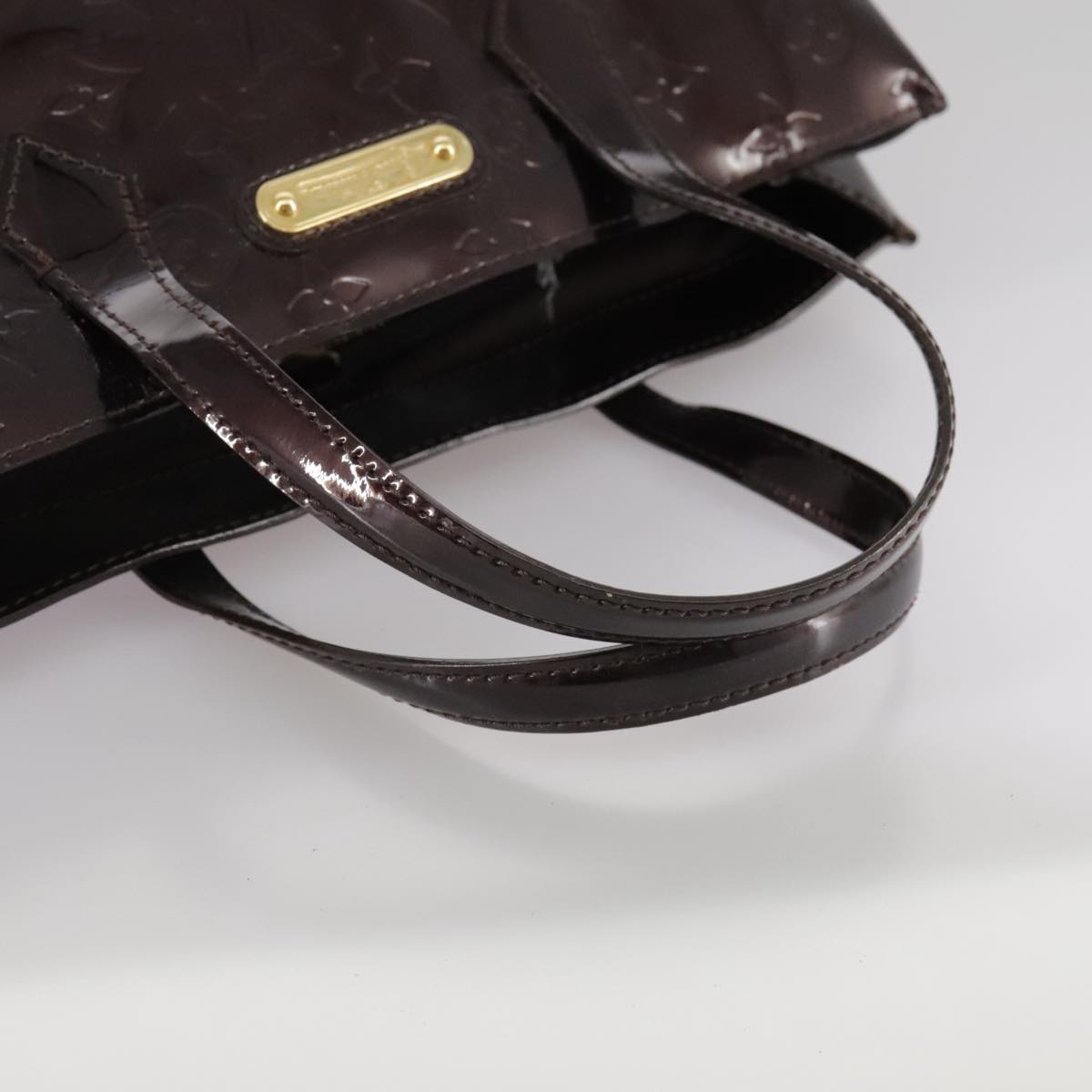 Louis Vuitton Wilshire Burgundy Patent Leather Handbag (Pre-Owned)