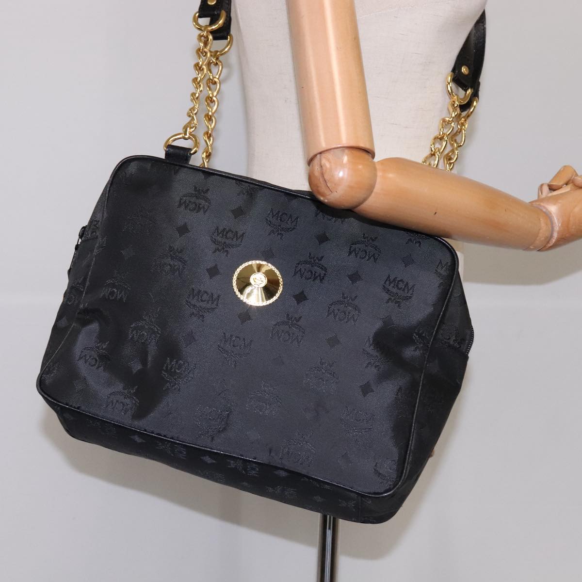MCM Visetos Black Synthetic Shoulder Bag (Pre-Owned)